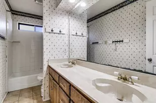 1311 Oak Timber Dr, Euless, TX 76039 - Photo 25
