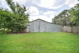 127 Valentine St, No City, TX 76389 - Photo 17