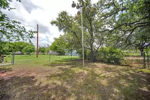 127 Valentine St, No City, TX 76389 - Photo 23