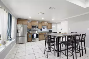 1122 S Hazelwood, Sherman, TX 75090 - Photo 5