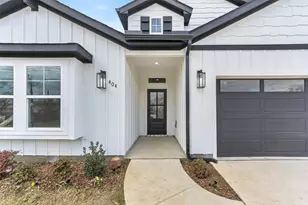 404 Betchan St, Lake Dallas, TX 75065 - Photo 3