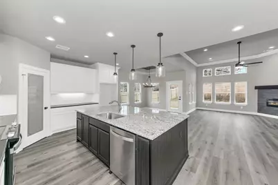 404 Betchan Street, Lake Dallas, TX 75065 - Photo 5