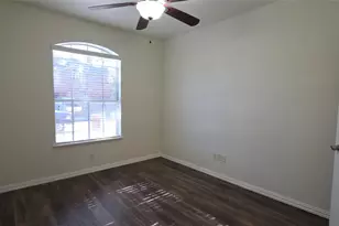 629 Dorchester Ln, Mansfield, TX 76063 - Photo 21