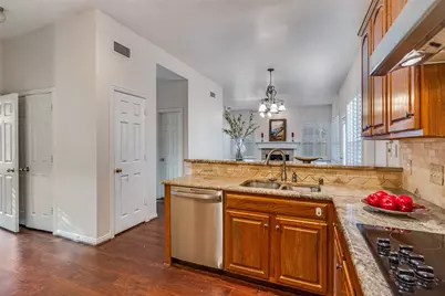 2248 Amy Lane, Plano, TX 75074 - Photo 9