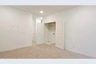 9015 Scarp Hill Lane, Frisco, TX 75035 - Photo 13