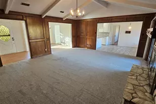 1817 Rhinevalley Dr, Arlington, TX 76012 - Photo 5