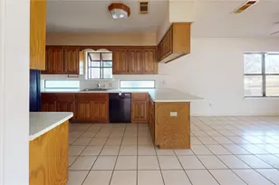 8927 Bontura Rd, Granbury, TX 76049 - Photo 7