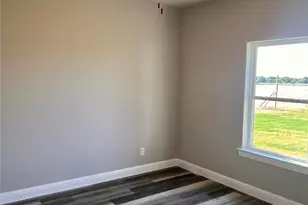 1404 Dixie Ests Wy, Whitesboro, TX 76273 - Photo 13