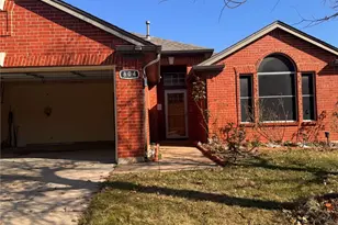 804 Stafford Station Dr, Saginaw, TX 76131 - Photo 5