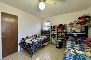 317 N Trail St, Crowley, TX 76036 - Photo 23