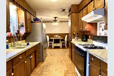317 N Trail Street, Crowley, TX 76036 - Photo 9