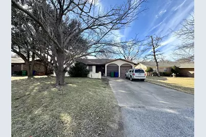 317 N Trail Street, Crowley, TX 76036 - Photo 3