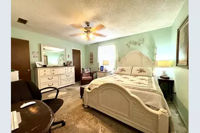 317 N Trail Street, Crowley, TX 76036 - Photo 17