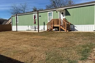 3520 Gerry Dr, Granbury, TX 76049 - Photo 5