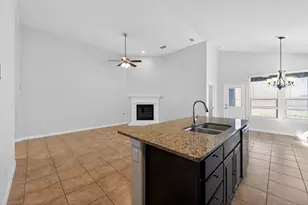 520 Pendennis Dr, Saginaw, TX 76131 - Photo 13