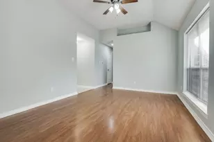 571 Dandelion Dr, Cedar Hill, TX 75104 - Photo 7