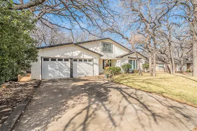 7625 Hightower Drive, North Richland Hills, TX 76182 - Photo 33