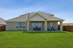 931 Richard Pittmon Dr, DeSoto, TX 75115 - Photo 33