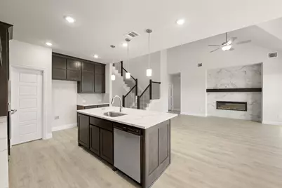 931 Richard Pittmon Drive, DeSoto, TX 75115 - Photo 13