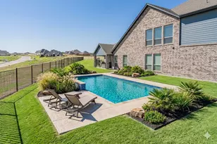 8208 Indian Hills Ct, Benbrook, TX 76126 - Photo 37