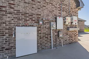 8208 Indian Hills Ct, Benbrook, TX 76126 - Photo 31