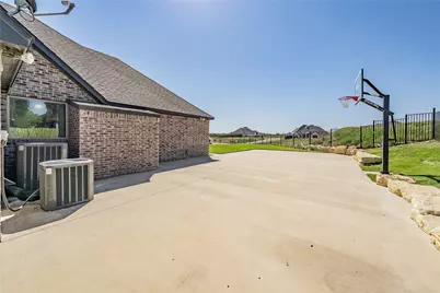 8208 Indian Hills Court, Benbrook, TX 76126 - Photo 37
