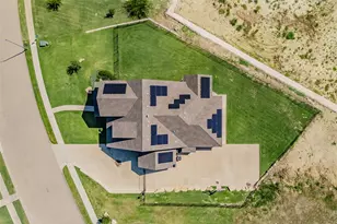 8208 Indian Hills Ct, Benbrook, TX 76126 - Photo 35