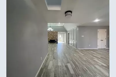 3208 Flintridge Drive, Arlington, TX 76017 - Photo 3