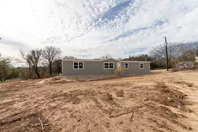 2909 Sycamore Court, Granbury, TX 76048 - Photo 3