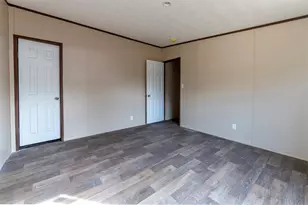 2909 Sycamore Ct, Granbury, TX 76048 - Photo 7