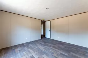 2909 Sycamore Ct, Granbury, TX 76048 - Photo 9