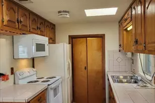 10081 Jacobs Ln, Wills Point, TX 75169 - Photo 3