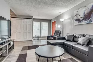 129/131 NE 22nd St, Grand Prairie, TX 75050 - Photo 17