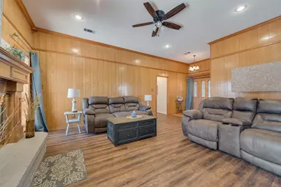 100 Juanita Avenue, Wills Point, TX 75169 - Photo 5