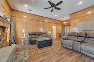 100 Juanita Ave, Wills Point, TX 75169 - Photo 5