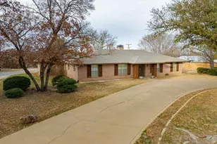 1506 W Elliott St, Breckenridge, TX 76424 - Photo 1