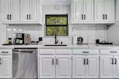 3402 S Glenbrook Drive, Garland, TX 75041 - Photo 9