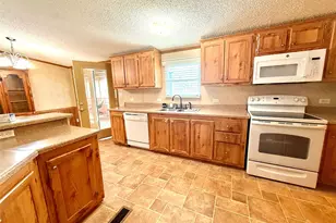254 Holiday Village Dr, Quitman, TX 75783 - Photo 3