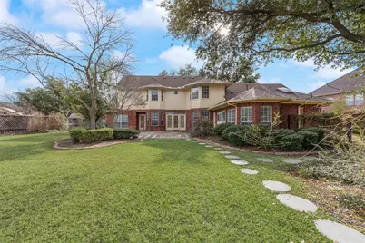 614 Portofino Drive, Arlington, TX 76012 - Photo 35