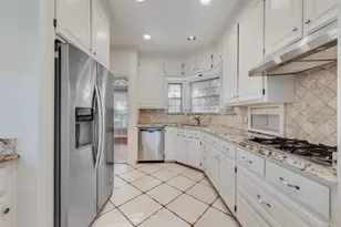 614 Portofino Dr, Arlington, TX 76012 - Photo 13