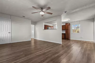 635 Woodmont Drive, Dallas, TX 75217 - Photo 3