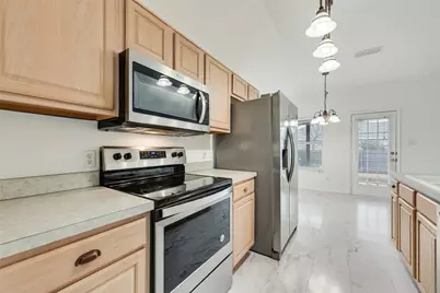 4816 Topaz Lane, Granbury, TX 76049 - Photo 11