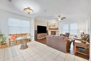 2116 Jonathan Creek Dr, Little Elm, TX 75068 - Photo 9