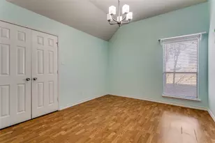 1922 Hidden Trail Dr, Lewisville, TX 75067 - Photo 27