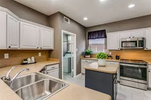 1922 Hidden Trail Dr, Lewisville, TX 75067 - Photo 19