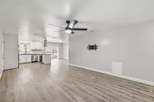 2209 Normandy Dr, Irving, TX 75060 - Photo 7