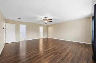 5269 Chessie Cir, Haltom City, TX 76137 - Photo 19