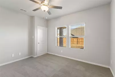 510 Clover Creek Drive, McKinney, TX 75071 - Photo 15