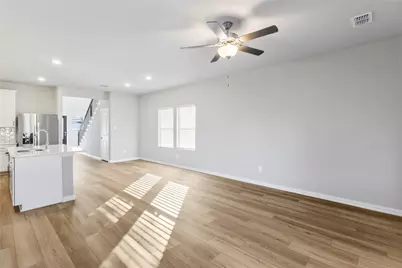 510 Clover Creek Drive, McKinney, TX 75071 - Photo 7