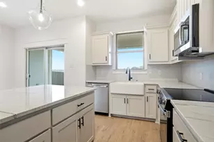 214 Legacy Blvd, Weatherford, TX 76085 - Photo 5